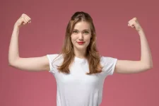 Annelikten Sonra Kendini Bulmak: Kimliğini Hatırlamak İçin Bir Kendine Dönüş Rehberi.webp